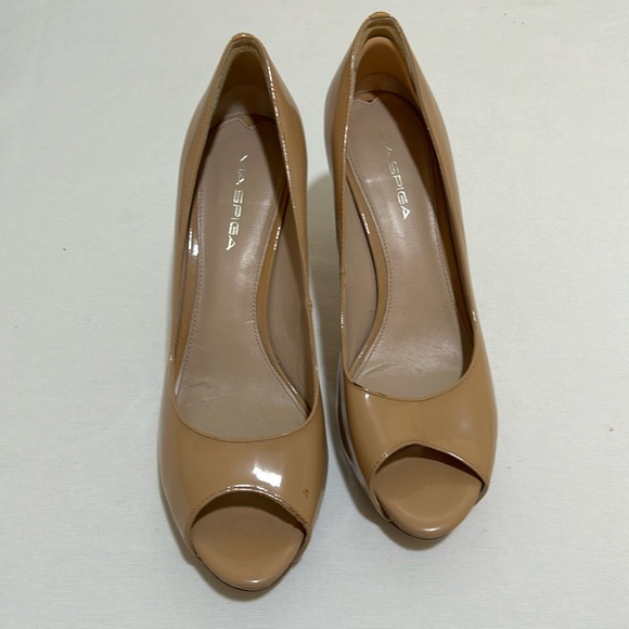 VIA SPIGA WOMEN 3.5”HEEL NUDE PATENT LEATHER SIZE 8.5 - Picture 2 of 12